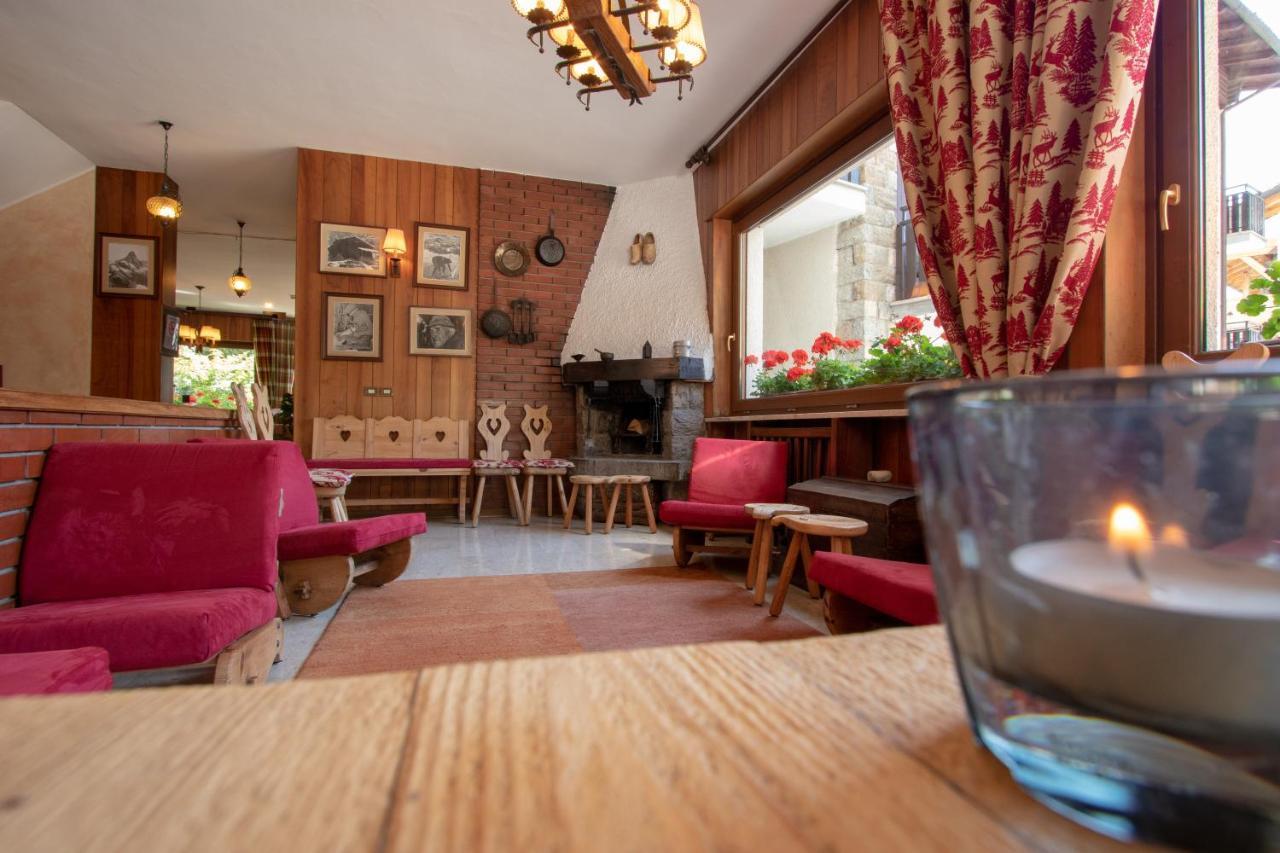 Hotel Al Caminetto Valtournenche Zewnętrze zdjęcie