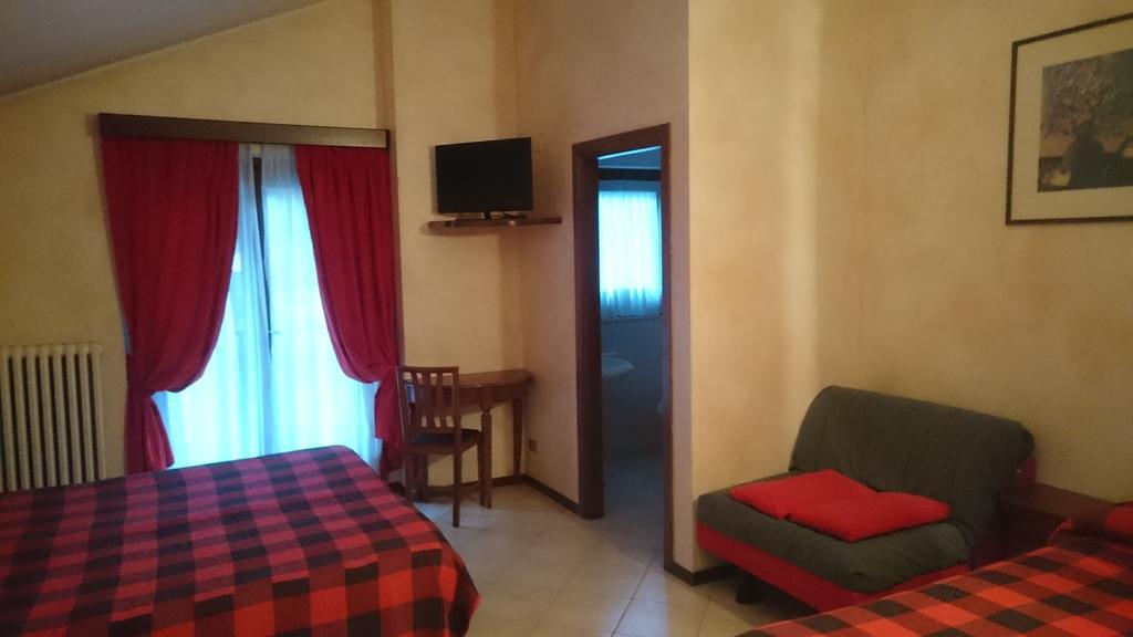 Hotel Al Caminetto Valtournenche Zewnętrze zdjęcie