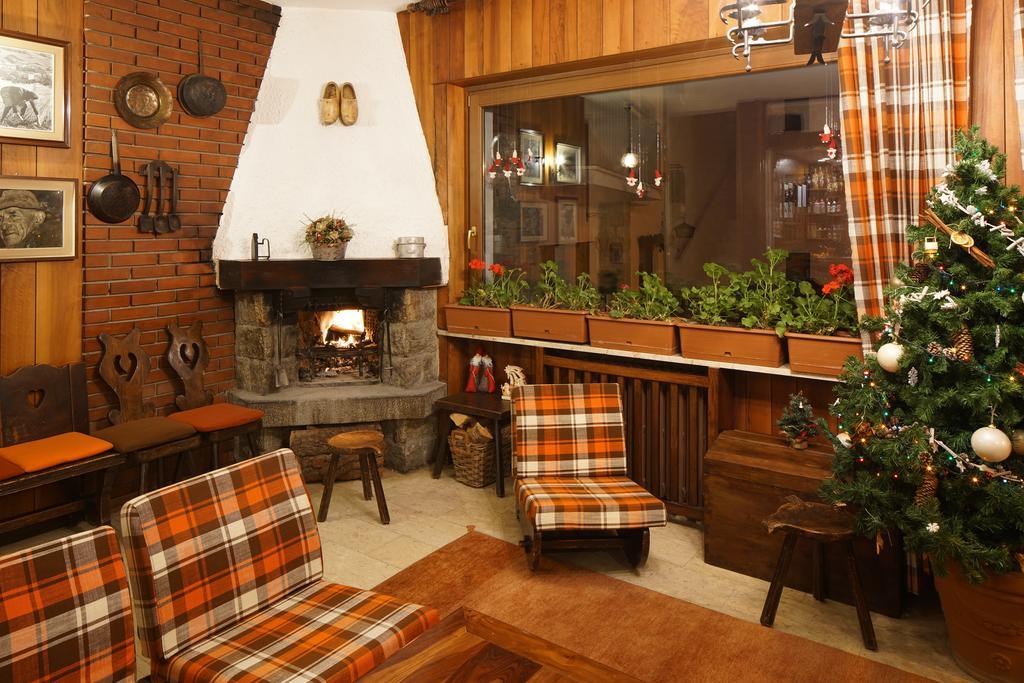 Hotel Al Caminetto Valtournenche Zewnętrze zdjęcie