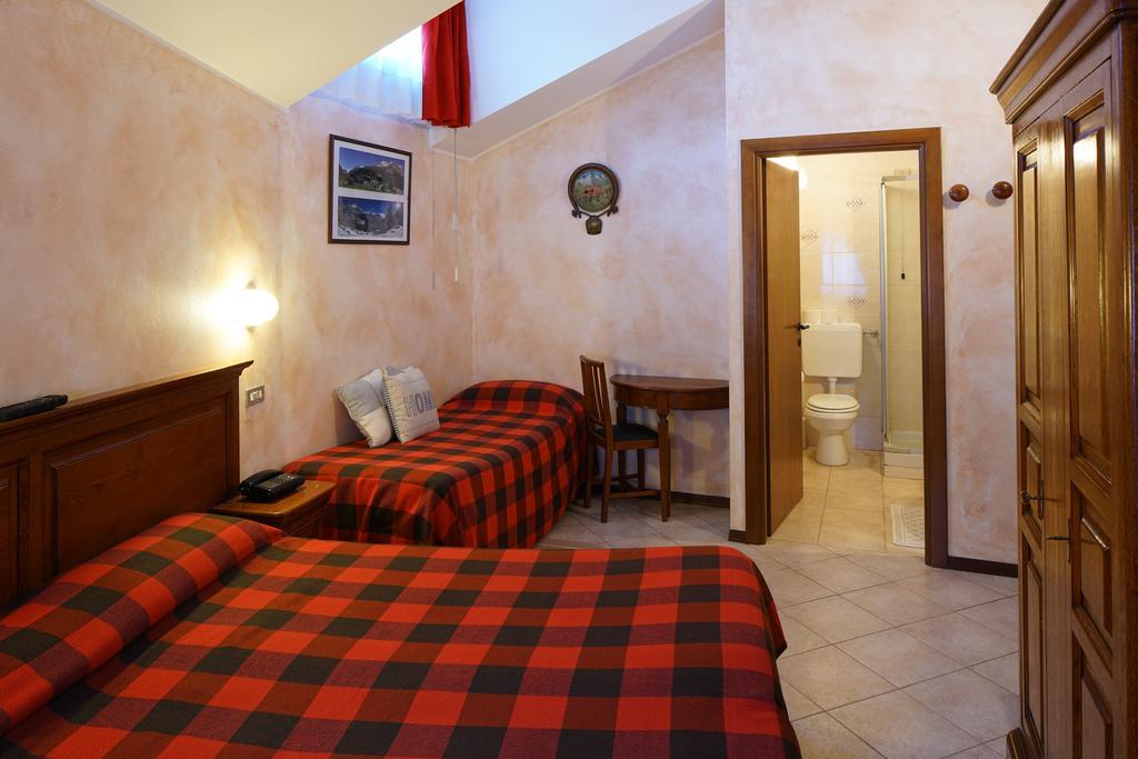Hotel Al Caminetto Valtournenche Zewnętrze zdjęcie