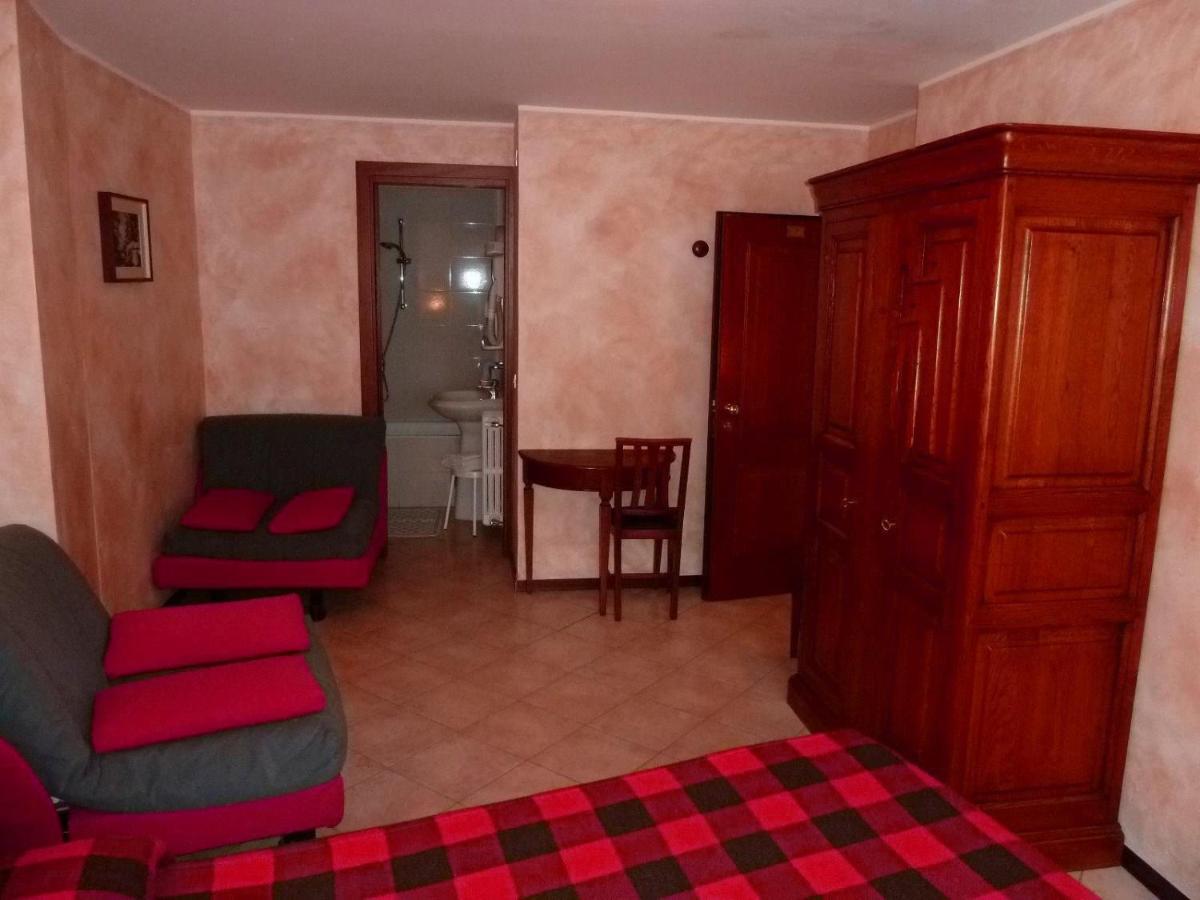 Hotel Al Caminetto Valtournenche Pokój zdjęcie